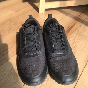 Vionic Women’s JoJo Ombré black sneakers